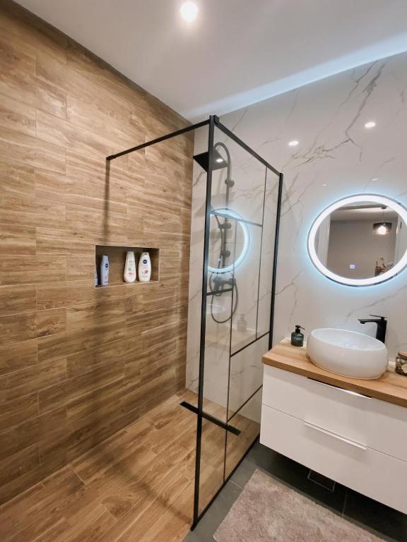 Owl'S Nest Apartment Cluj-Napoca Buitenkant foto